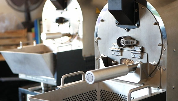 Kaffeeröster im Einsatz bei LeNoKo – frisch gerösteter Kaffee direkt nach Bestelleingang